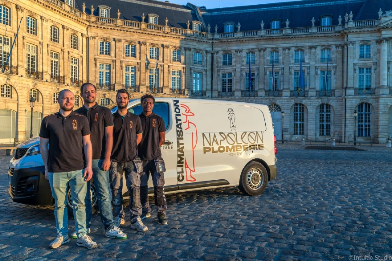 equipe napoleon plomberie bordeaux place de la bourse